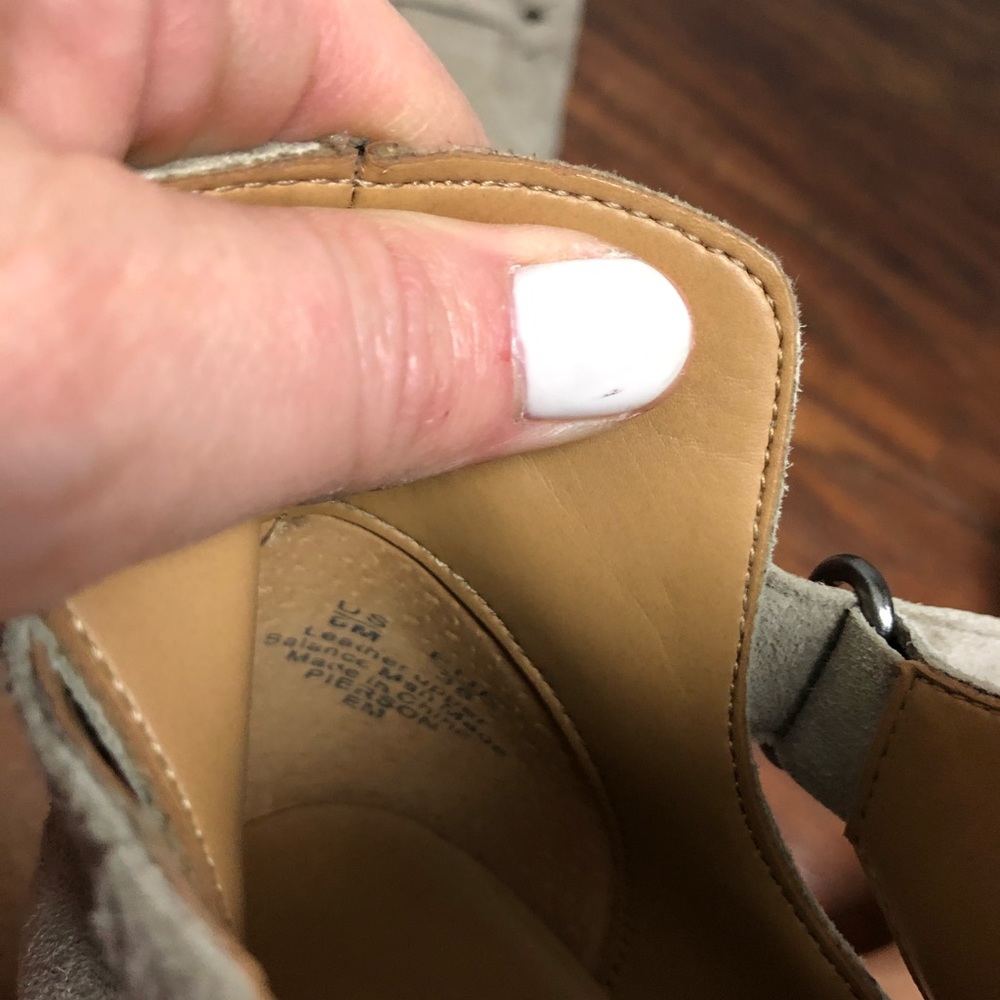 Booties - Picture 4 of 4